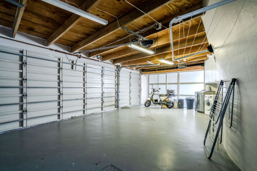 8 Bedroom Property for Sale in Camps Bay Western Cape